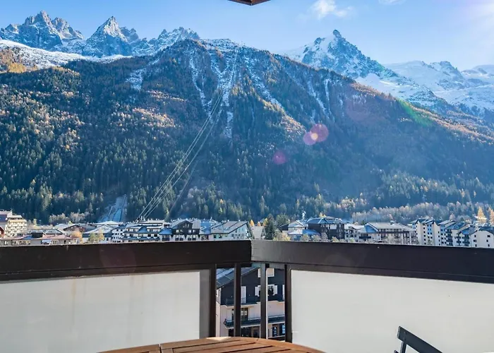 Charming Studio With Balcony And View In Chamonix