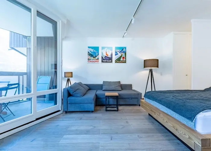 Charming Studio With Balcony And View In Chamonix